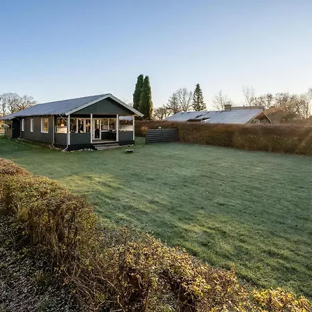 3 Bedroom Pet Friendly In Holiday home